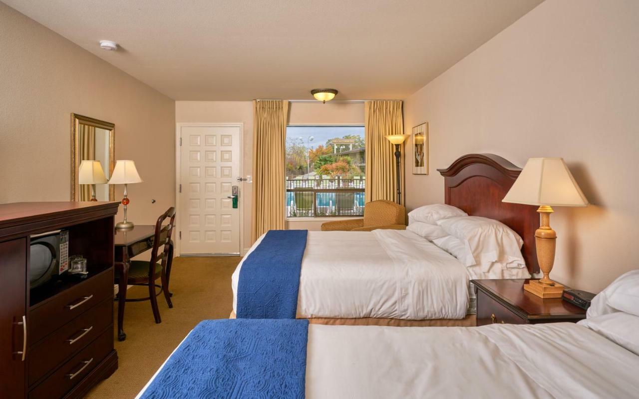 Inn At The Commons メドフォード エクステリア 写真